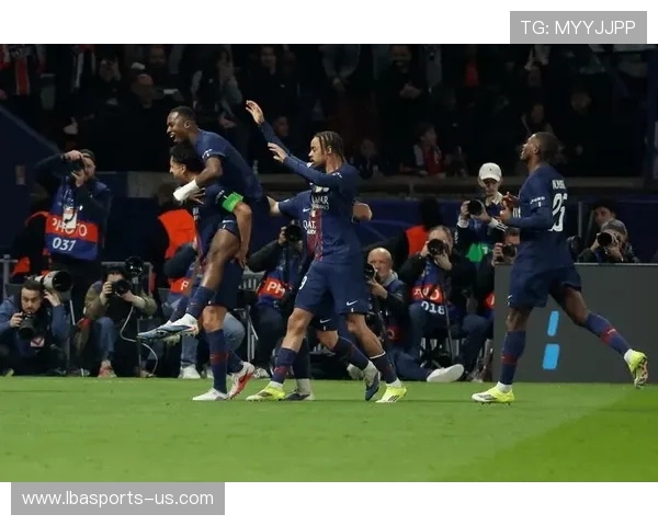 欧冠赛场战术革新：如何在激烈竞争中制定制胜策略