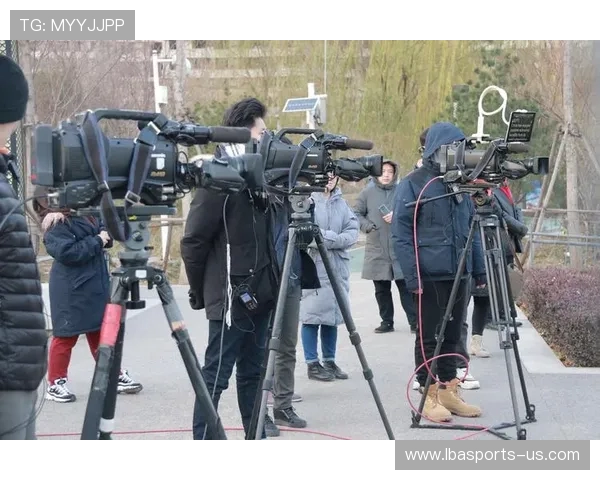 《全方位探索PPTV体育直播：赛事直播、精彩回放与多元互动体验》